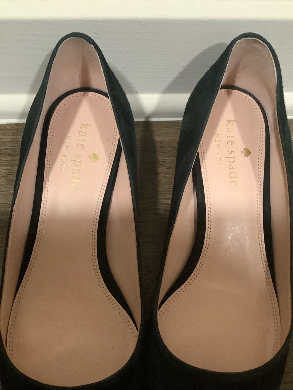 kate spade Black Suede Pointed Heels / Used only few times - Picture 2 of 7